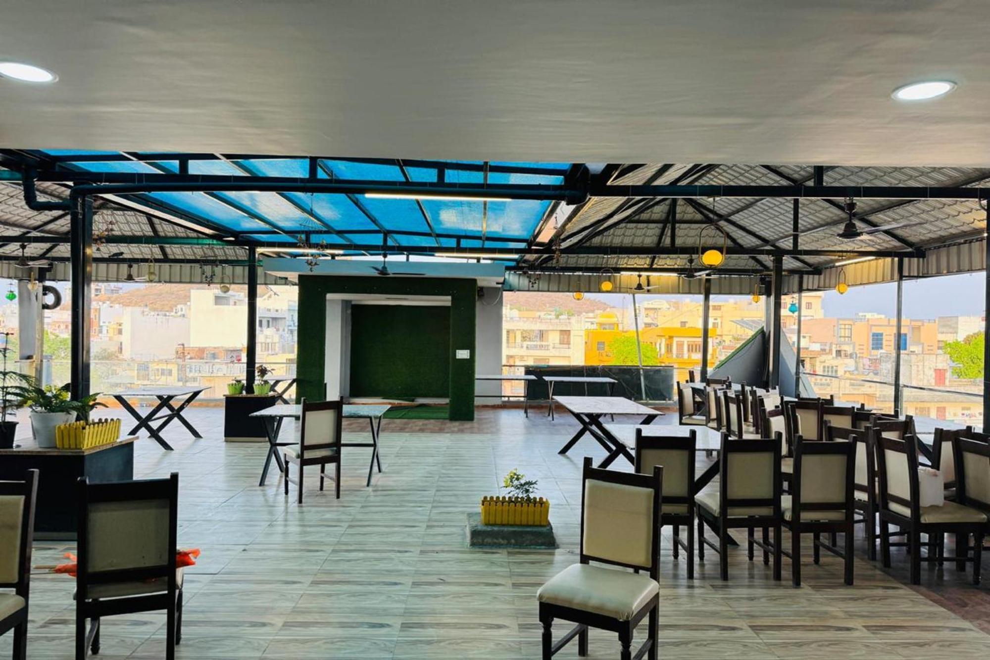Hotel Eagle Inn Udaipur Ngoại thất bức ảnh