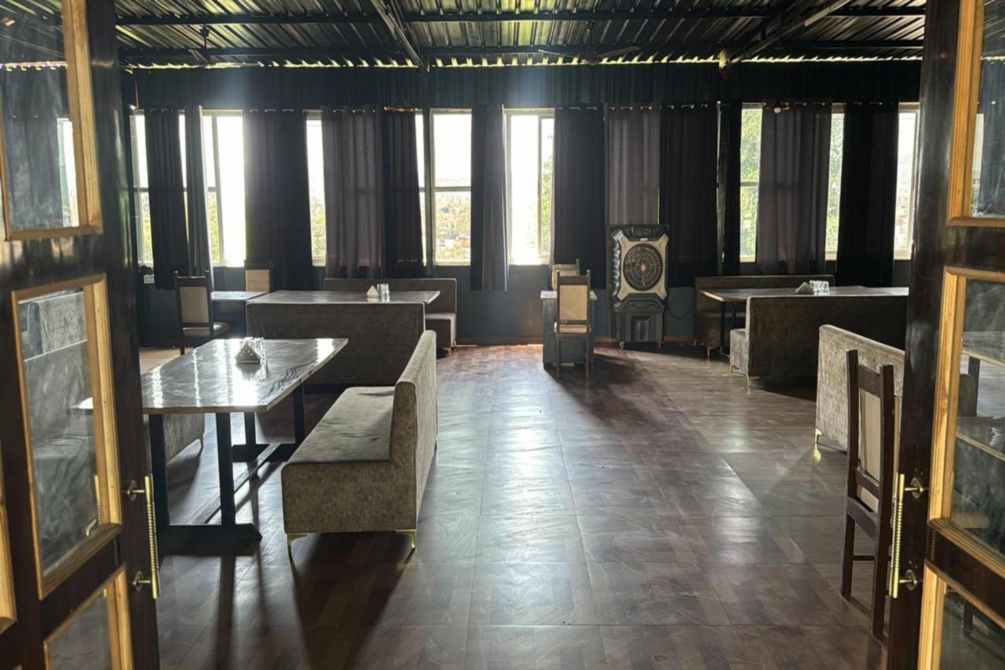 Hotel Eagle Inn Udaipur Ngoại thất bức ảnh